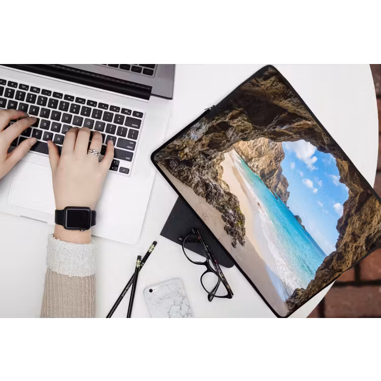 Grot - Strand - Zee - Blauw laptophoes neopreen klein -bureau