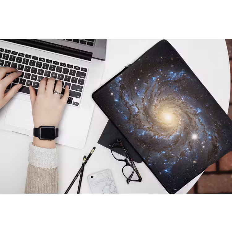 Kosmos - Sterrenstelsel - Donker laptophoes neopreen klein -bureau