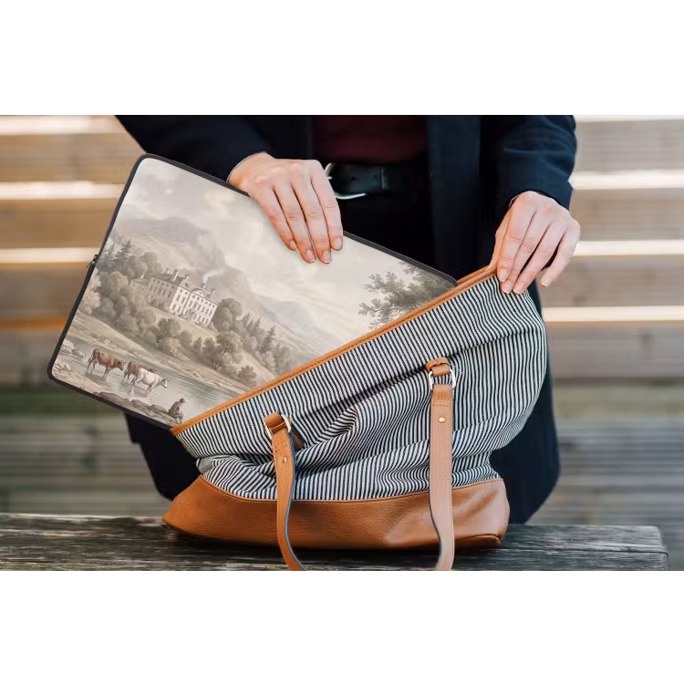Landhuis - Rivier - Vee laptophoes neopreen klein -tas