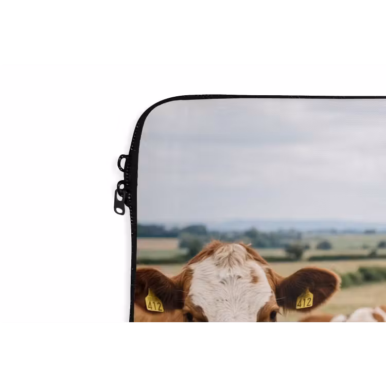Koeien - Portret - Weide - Boerderij - Nieuwsgierig laptophoes neopreen klein -detail