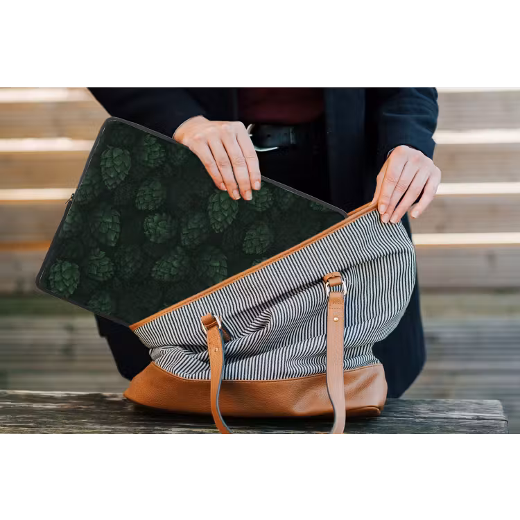 Donker - Groen - Hopbellen - Botanisch - Illustratie laptophoes neopreen klein 279 -tas