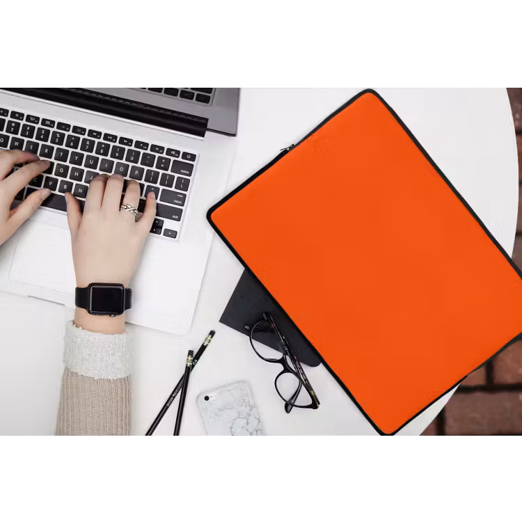 Fiery - Tangerine - Oranje laptophoes neopreen klein 279 -bureau