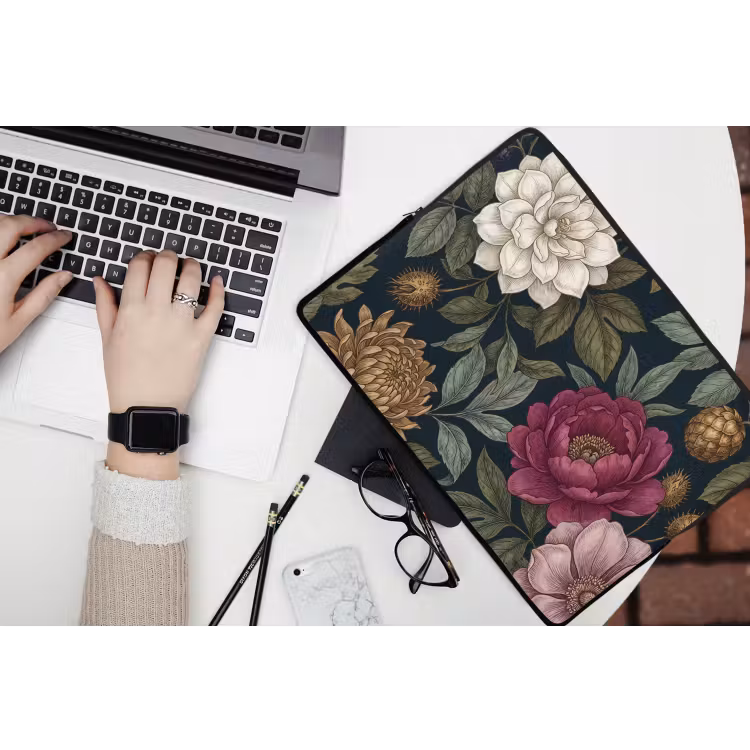 Bloemen - Botanisch - Illustratie - Donker - Vintage laptophoes neopreen klein -bureau