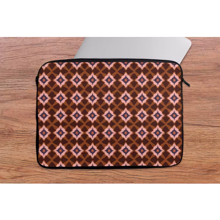 Geometrisch - Sierlijk - Bruin laptophoes neopreen klein 279 -tafel