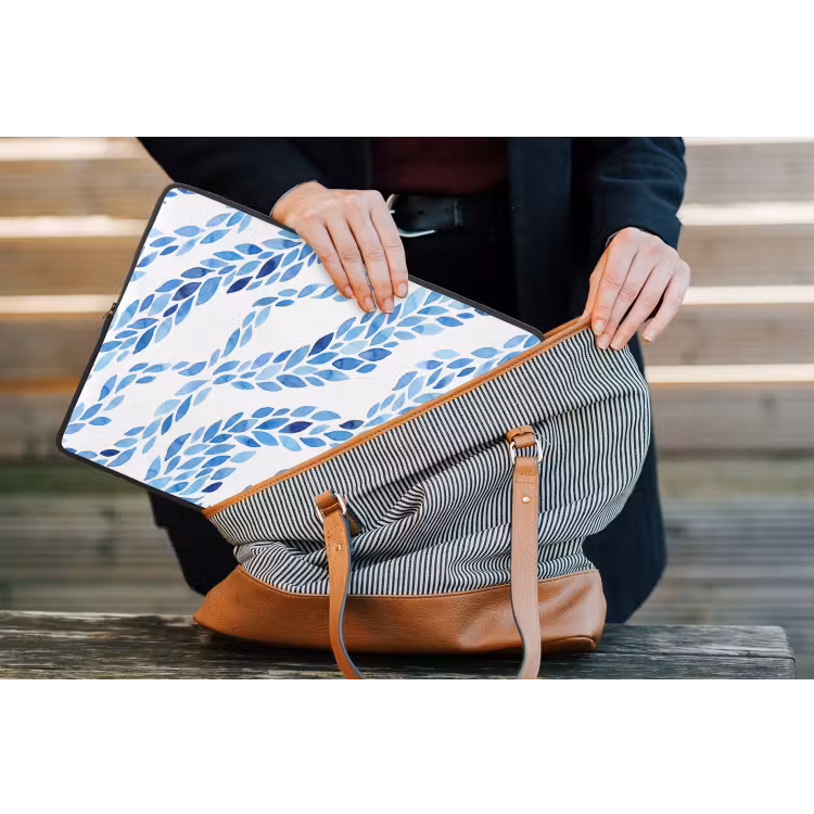 Bladeren - Aquarel - Patroon - Modern - Blauw laptophoes neopreen klein -tas