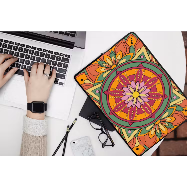 Mandala - Bloemen - Abstract - Kleurrijk laptophoes neopreen klein -bureau
