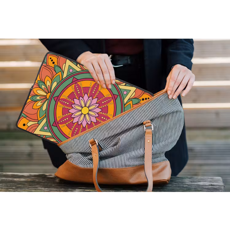 Mandala - Bloemen - Abstract - Kleurrijk laptophoes neopreen klein -tas