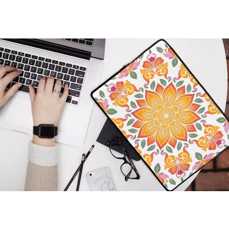 Mandala - Bloemen - Decoratie - Kleurrijk - Abstract laptophoes neopreen klein -bureau