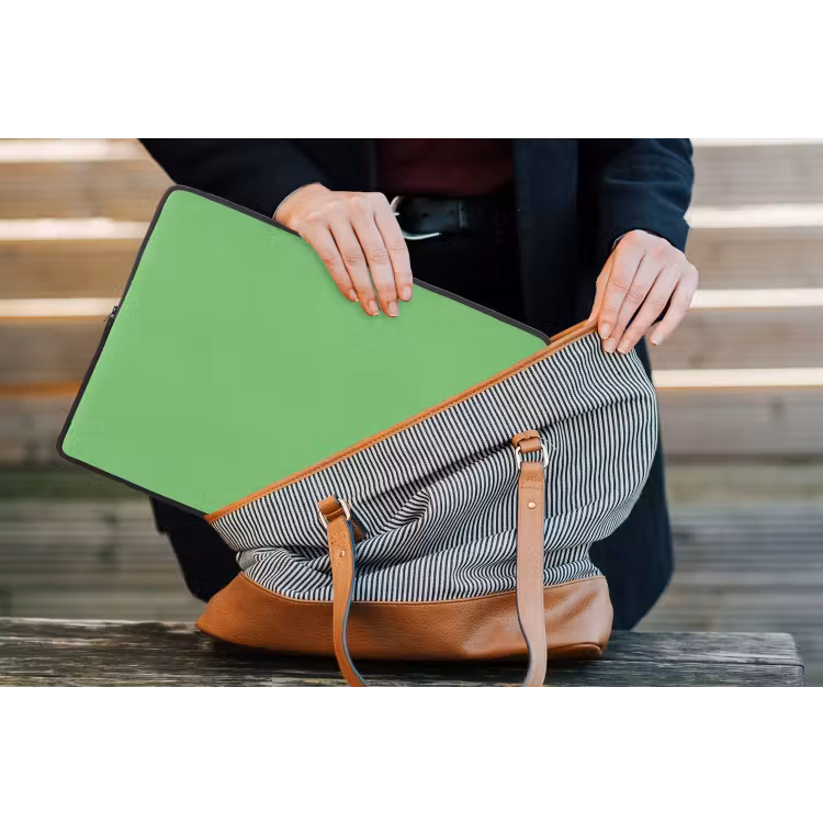 Meadow - Green - Groen laptophoes neopreen klein 279 -tas