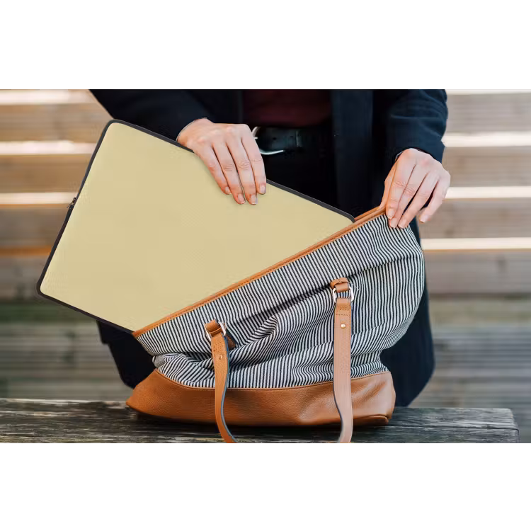 Mellow - Touch - Geel laptophoes neopreen klein 279 -tas