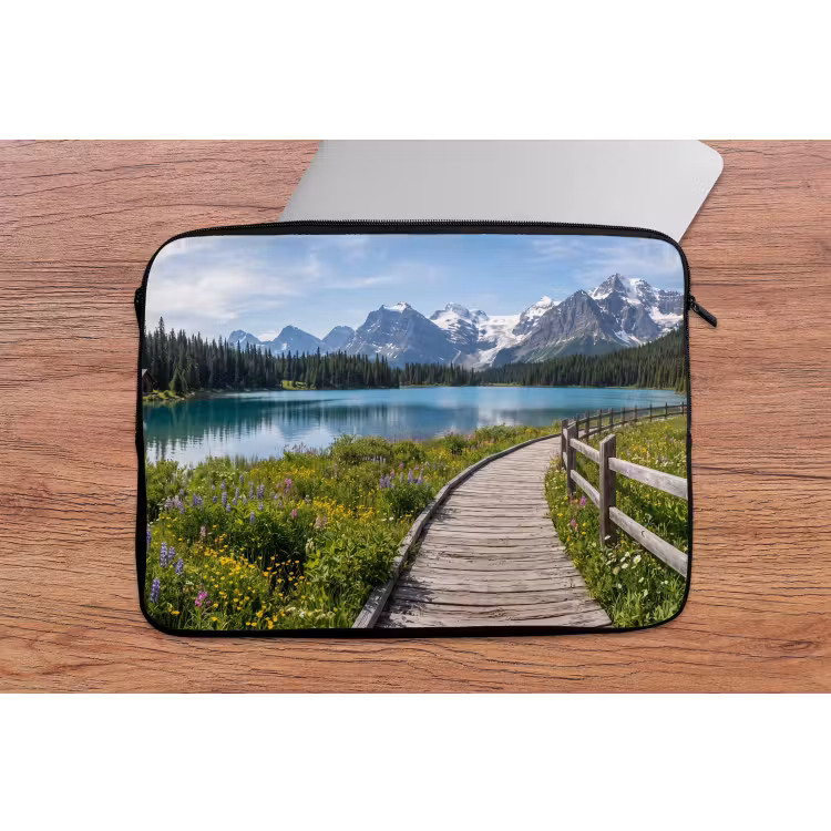 Bergen - Meer - Landschap - Blauw laptophoes neopreen klein -tafel