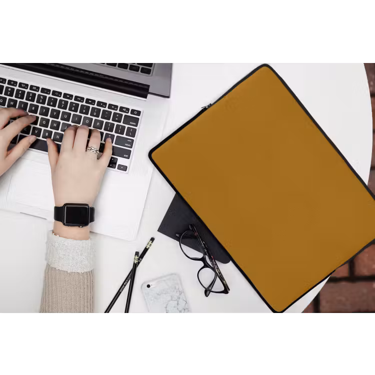 Ocre - Gold - Geel laptophoes neopreen klein 279 -bureau