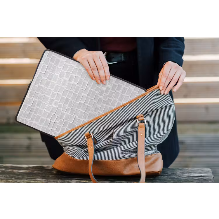 Papier - Overlappend - Textuur - Modern - Wit laptophoes neopreen klein -tas