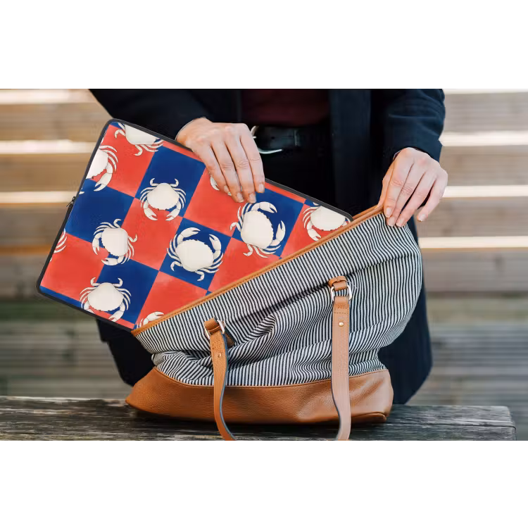 Patroon - Zeeleven - Rood - Blauw - Abstract laptophoes neopreen klein -tas
