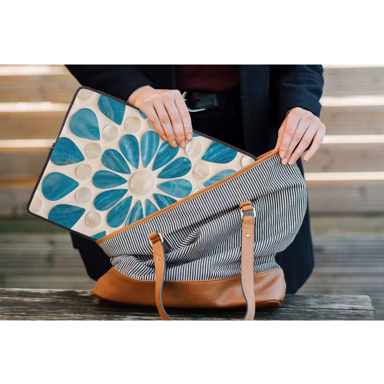 Patroon - Mozaïek - Schelpen - Abstract - Turquoise laptophoes neopreen klein -tas
