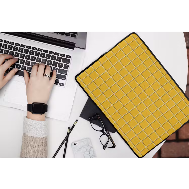 Patroon - Tegel - Okergeel laptophoes neopreen klein 279 -bureau