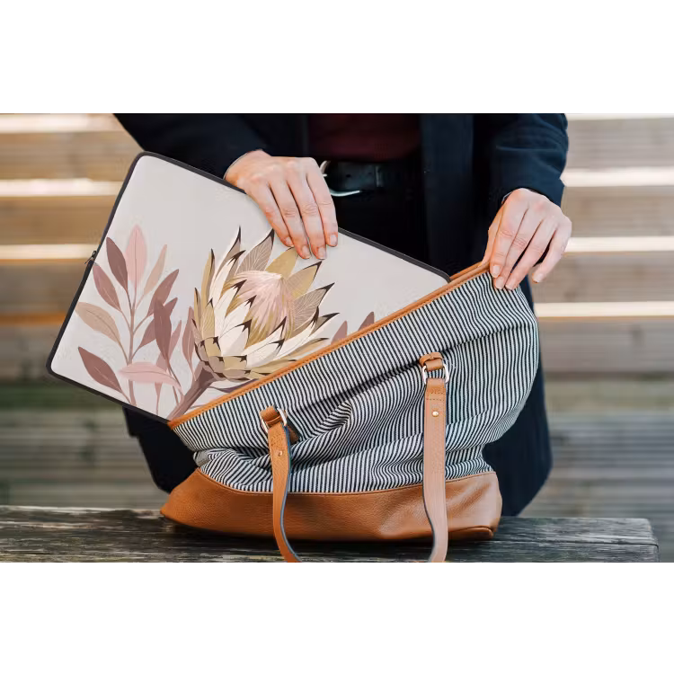 Protea - Bloem - Botanisch - Beige laptophoes neopreen klein -tas