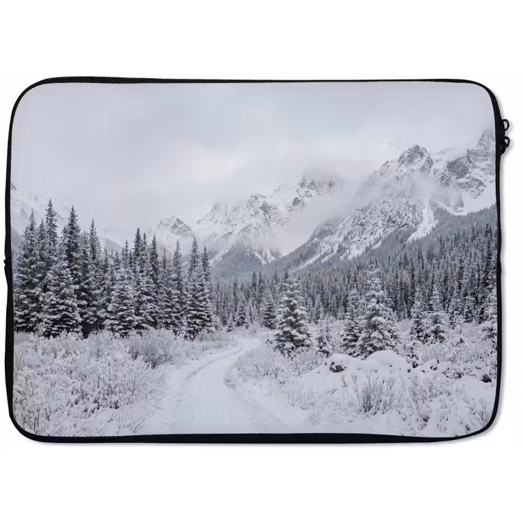 Weg - Bergen - Sneeuw - Naaldbos - Avontuurlijk laptophoes neopreen klein -zkaufland3dotto