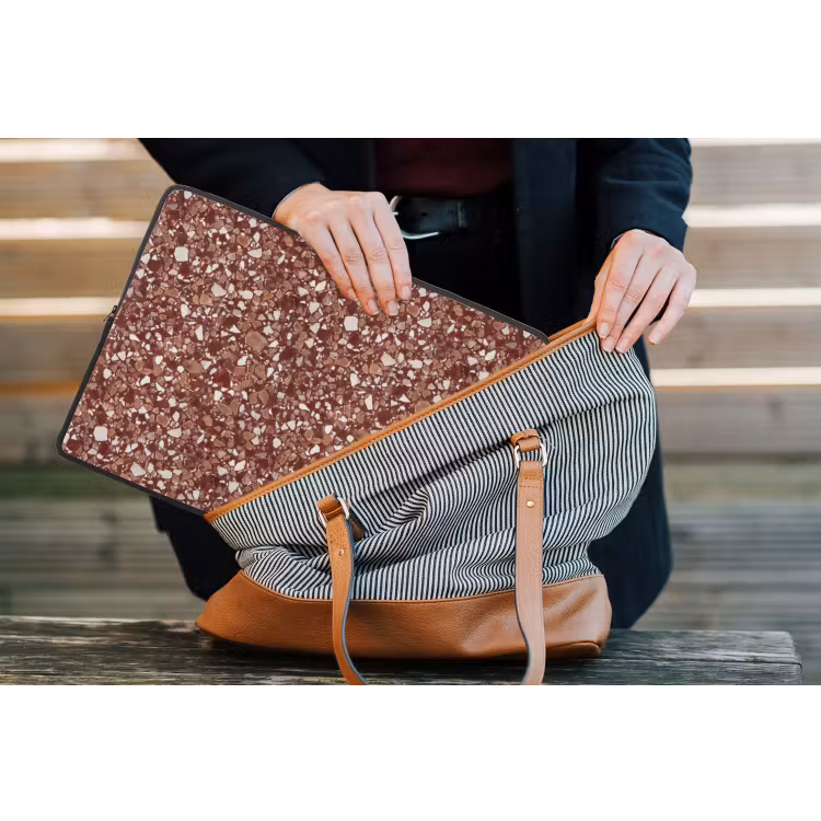 Terrazzo - Patroon - Steentextuur - Roodbruin laptophoes neopreen klein 279 -tas