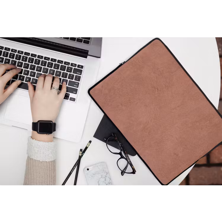 Textuur - Roodbruin - Grof - Modern laptophoes neopreen klein -bureau