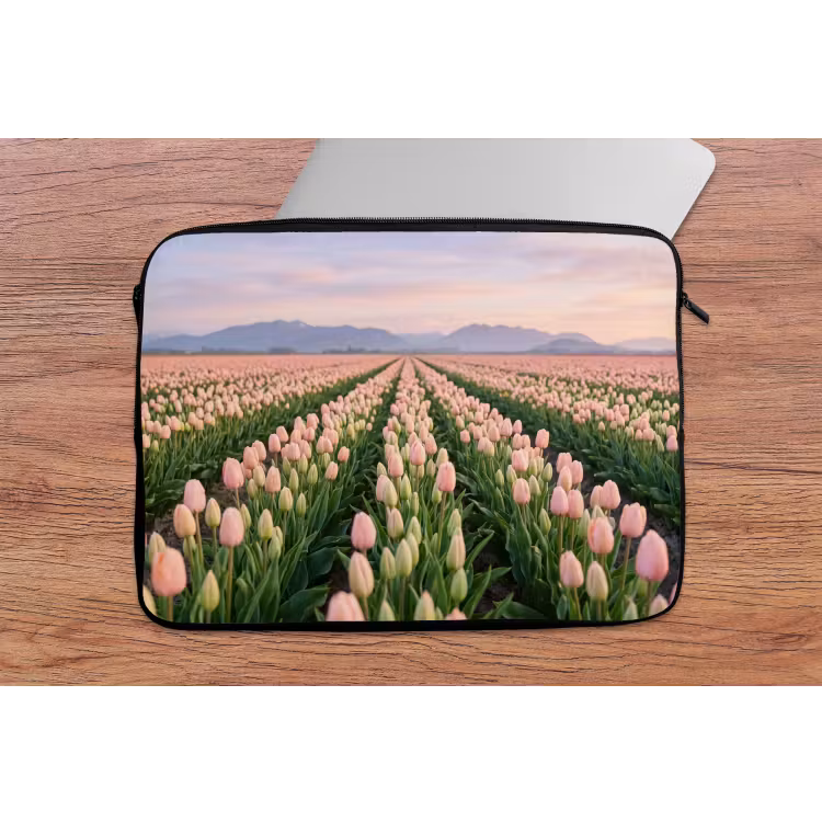 Tulpen - Landschap - Roze laptophoes neopreen klein -tafel