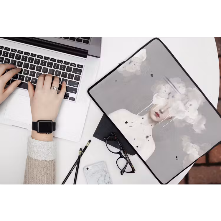 Vrouw - Wolk - Grijs laptophoes neopreen klein -bureau