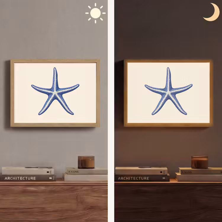 Blauwe zeester - Minimalistisch - Beige Light Box met batterij (Wandlamp) middel -sfeer3