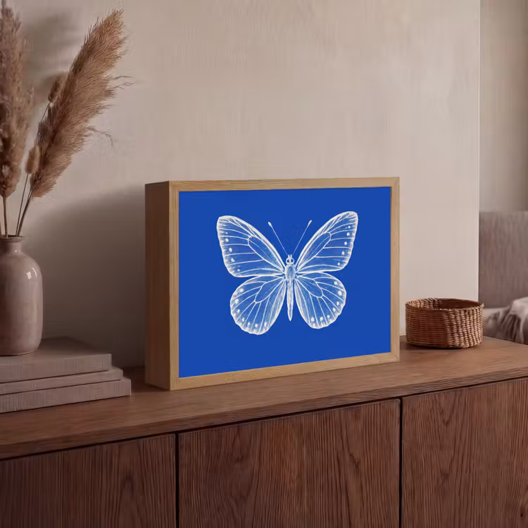 Vlinder - Wit - Getekend - Stippen Light Box met batterij (Wandlamp) middel -sfeer2