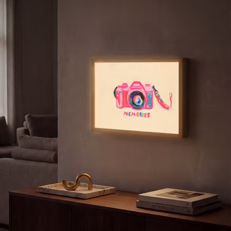 Camera - Memories - Roze - Geschilderd Light Box met batterij (Wandlamp) middel -sfeer1