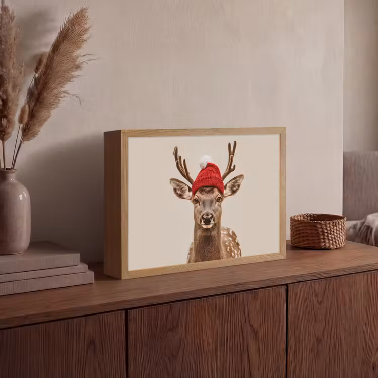 Hert - Kerst - Muts - Dieren - Winter - Grappig Light Box met batterij (Wandlamp) middel -sfeer2