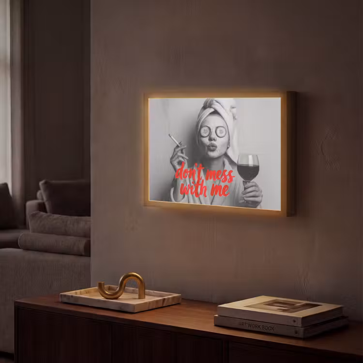 Don't mess with me - Wijn - Vrouw - Sigaret Light Box met batterij (Wandlamp) middel -sfeer1