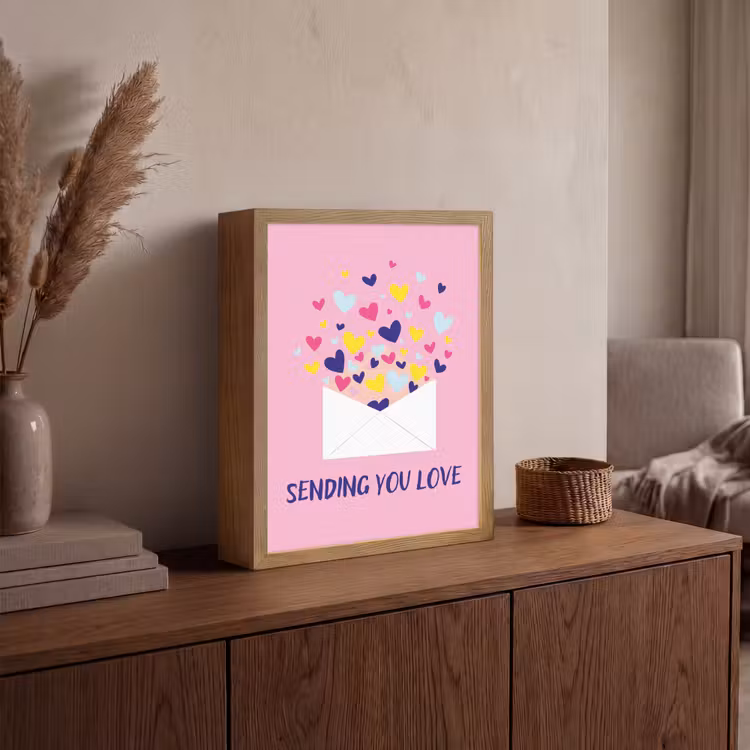 Envelop - Love - Hartjes - Valentijn Light Box met batterij (Wandlamp) middel -sfeer2