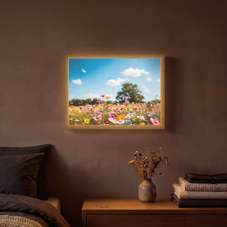 Bloemenweide - Blauw - Lucht - Kleuren Light Box met batterij (Wandlamp) middel -sfeer4