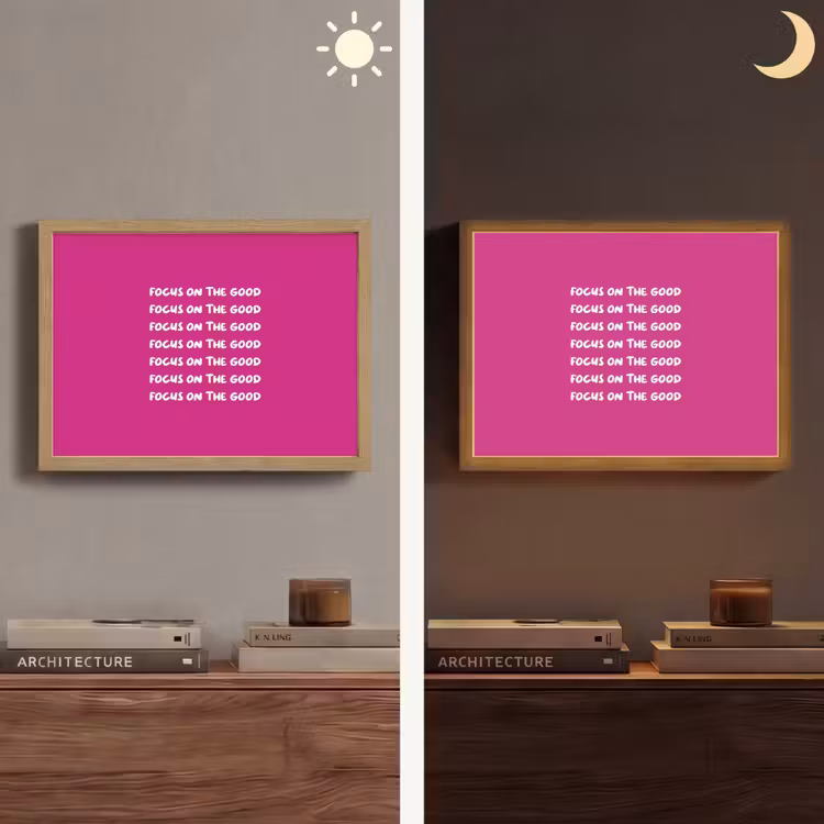 Focus on the good - Roze - wit Light Box met batterij (Wandlamp) middel -sfeer3