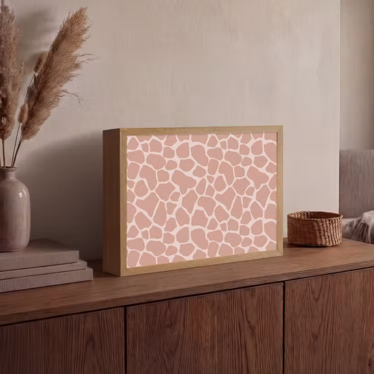 Giraffe - Lichtroze - Warm - Roze Light Box met batterij (Wandlamp) middel 907 -sfeer2