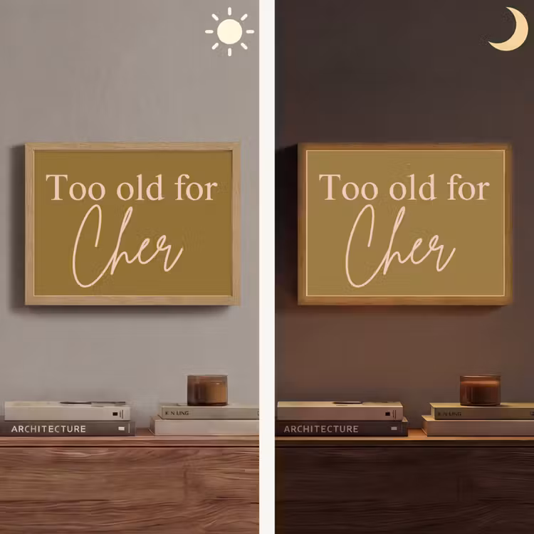 Groen - Too old for cher - Roze Light Box met batterij (Wandlamp) middel -sfeer3