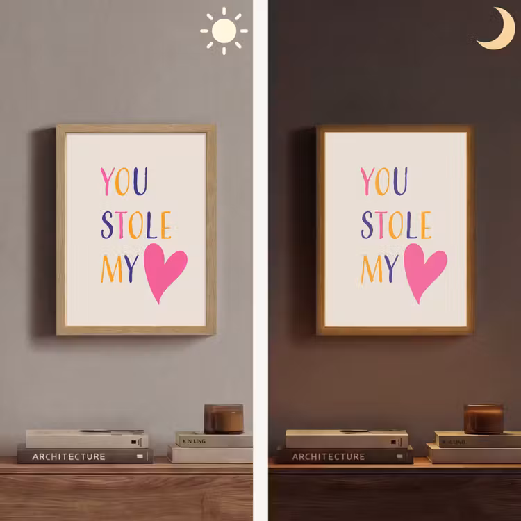 Hart - Valentijn - Tekst Light Box met batterij (Wandlamp) middel -sfeer3