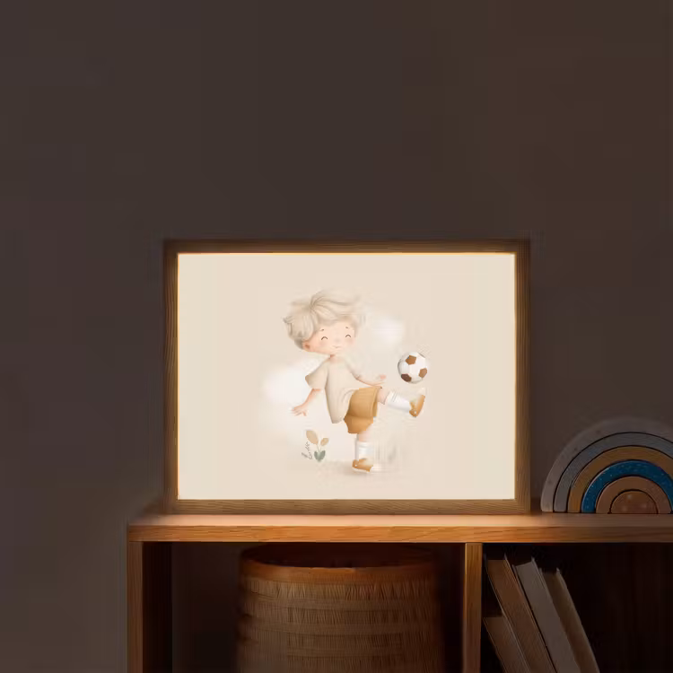 Jongen - Beige - Minimalistisch - Voetbal Light Box met batterij (Wandlamp kind) middel -sfeer1_kind