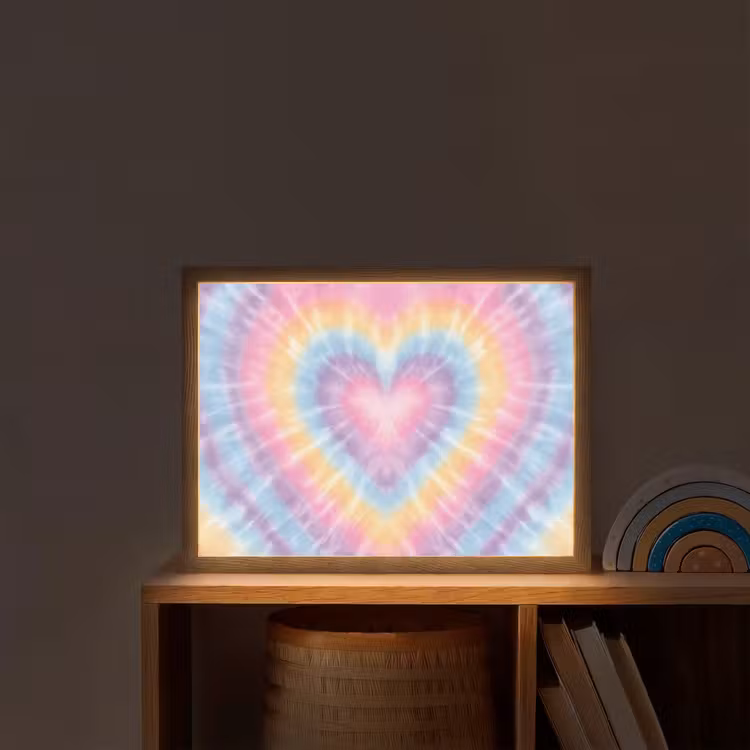Hartvorm - Pastelkleuren - Tie Dye Light Box met batterij (Wandlamp kind) middel -sfeer1_kind