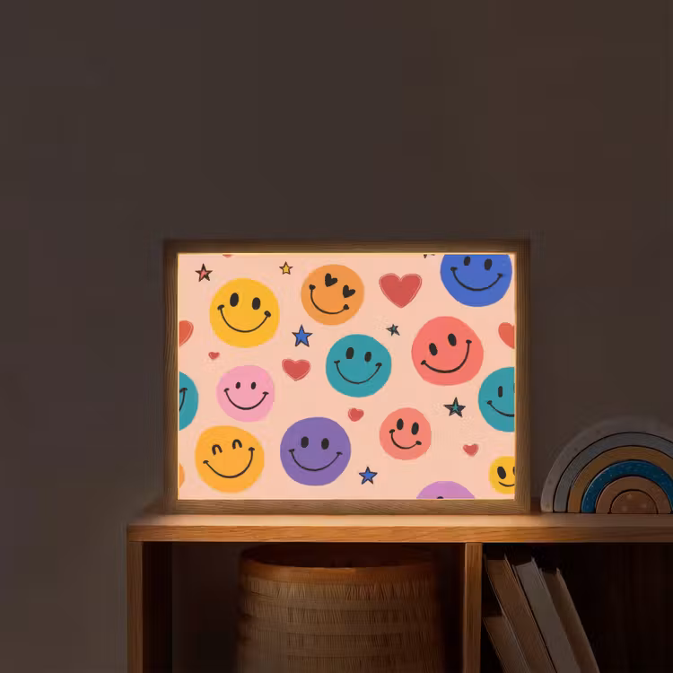 Smileys - Kleurrijk - Hartjes Light Box met batterij (Wandlamp kind) middel -sfeer1_kind