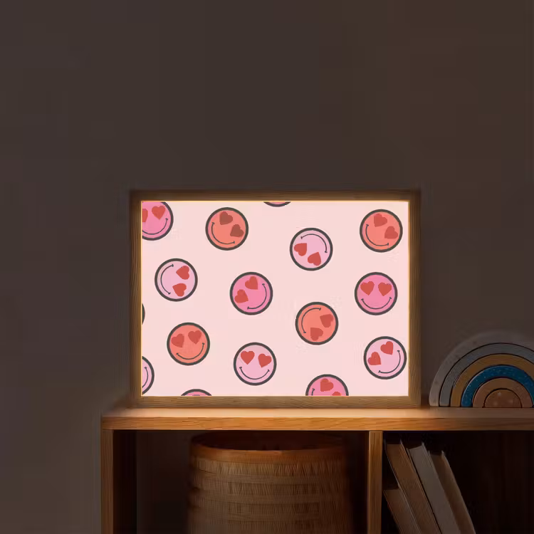 Smileys - Hartjes - Roze Light Box met batterij (Wandlamp kind) middel -sfeer1_kind