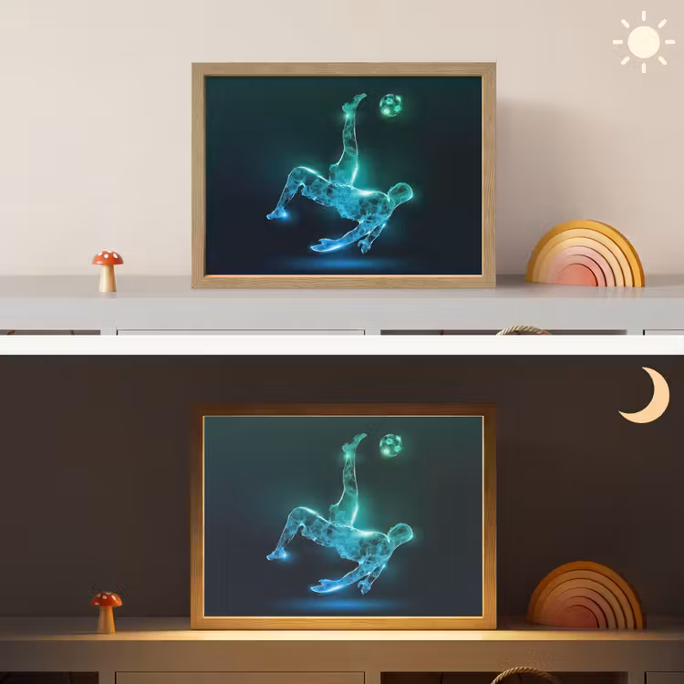 Voetbal - Voetballer - Jongen - Zwart Light Box met batterij (Wandlamp kind) middel -sfeer3_kind