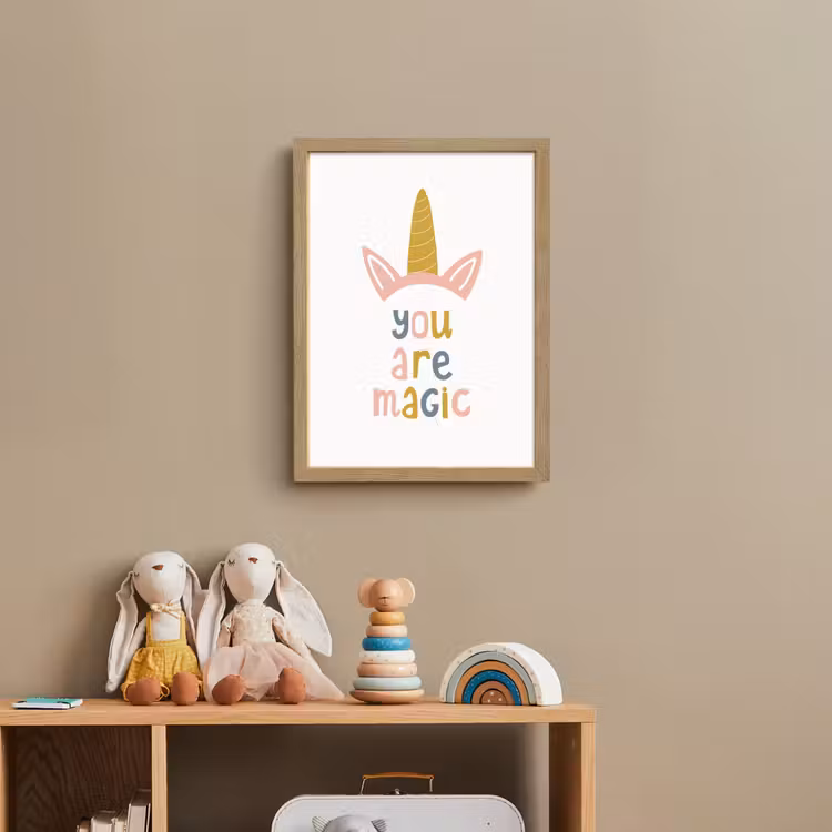 Eenhoorn - Quote - Roze - 'You are magic' Light Box met batterij (Wandlamp kind) middel -sfeer2_kind