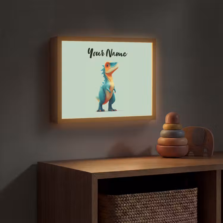 Cartoon - Dino - Oranje - Stekels Light Box met batterij (Wandlamp kind) middel -sfeer5_kind