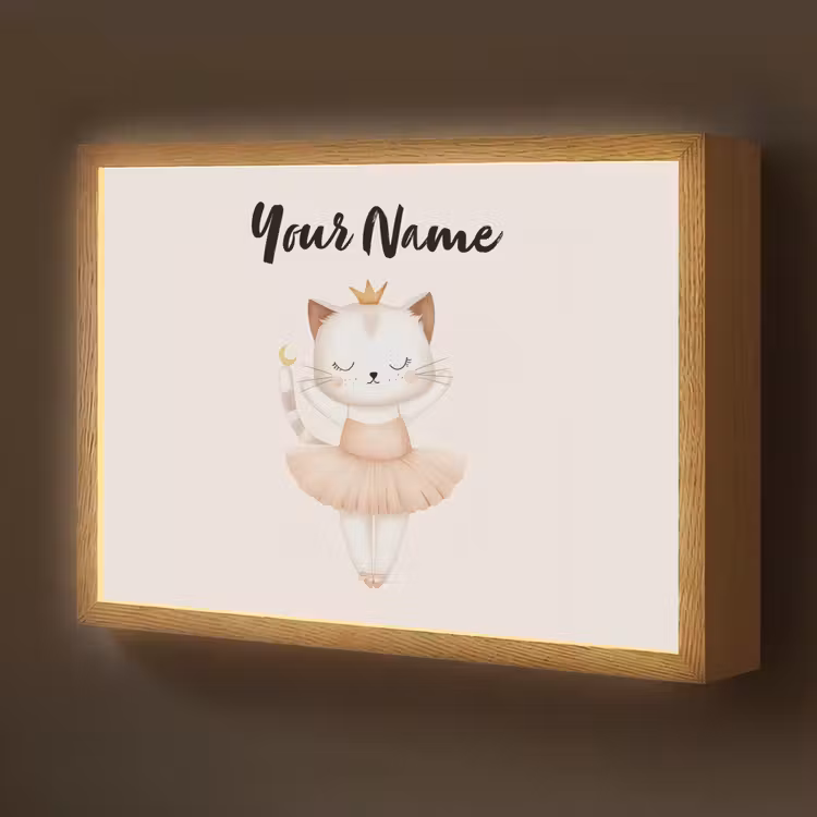 Kat - Minimalistisch - Tutu - Kroontje Light Box met batterij (Wandlamp kind) middel -z3d_website