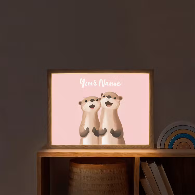 Otters - Glimlach - Bruin Light Box met batterij (Wandlamp kind) middel -sfeer1_kind