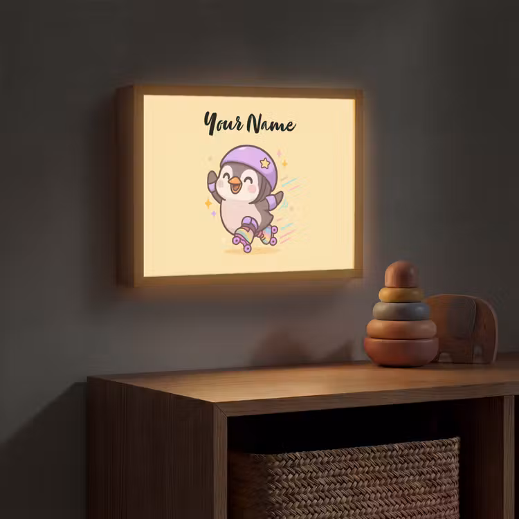 Pinguïn - Geel - Energiek - Rolschaatsen Light Box met batterij (Wandlamp kind) middel -sfeer5_kind