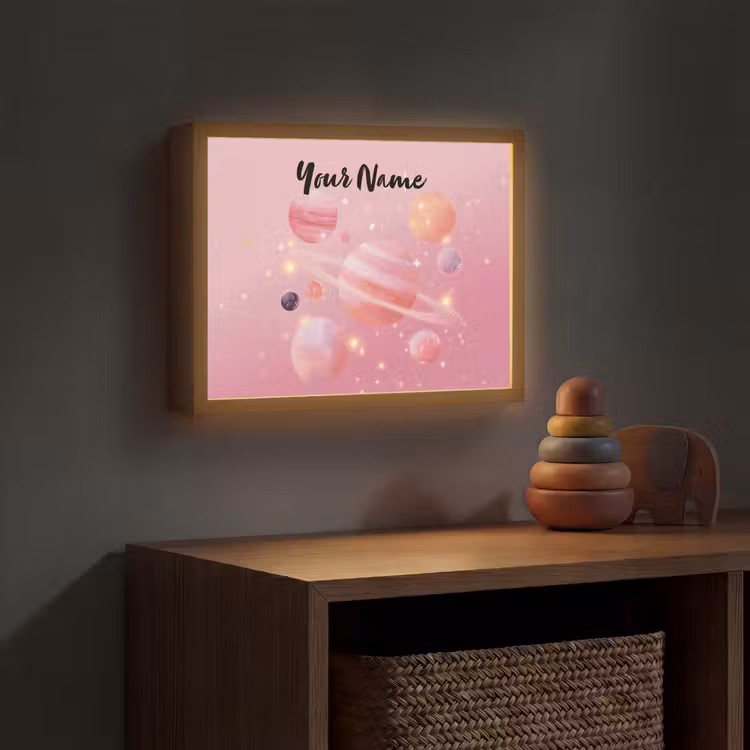 Planeten - Roze - Sterren Light Box met batterij (Wandlamp kind) middel -sfeer5_kind