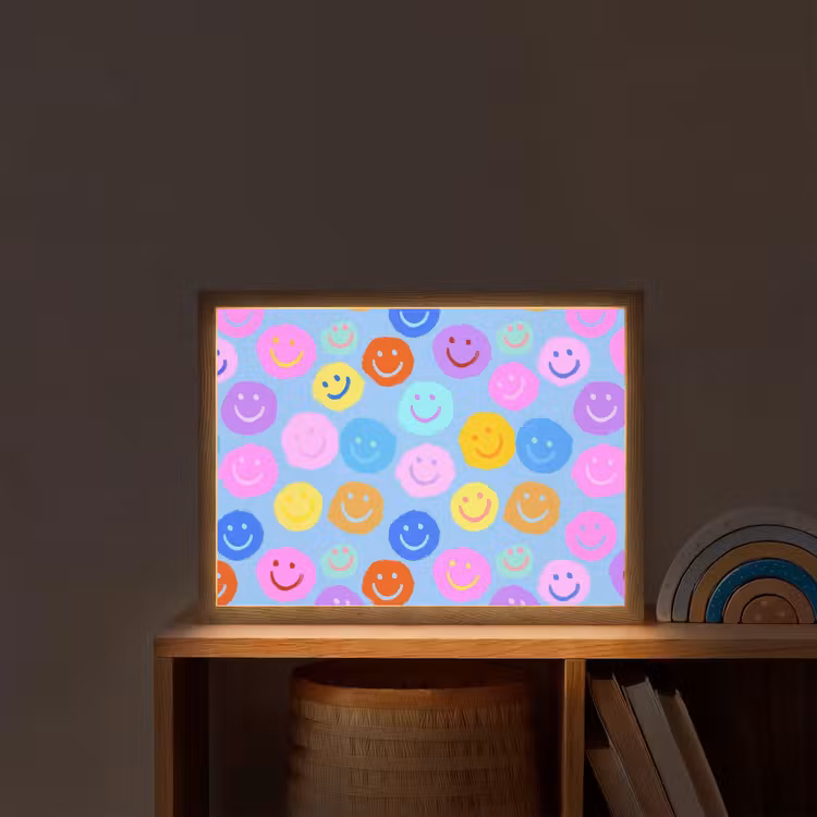Smileys - Kleurrijk - Grappig Light Box met batterij (Wandlamp kind) middel -sfeer1_kind