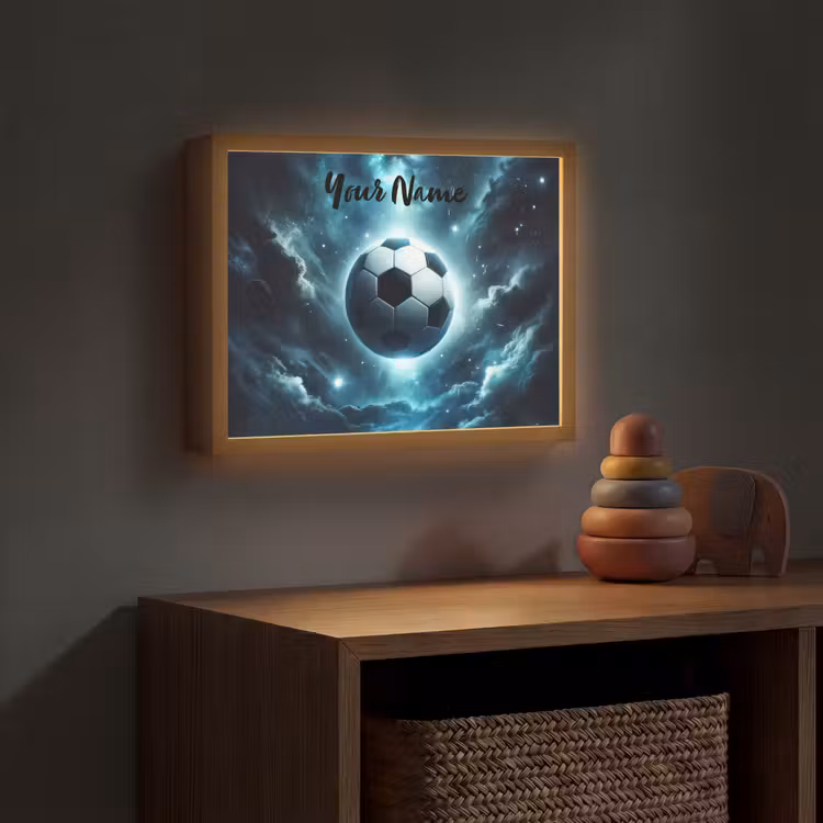 Voetbal - Galaxy - Ruimte - Sport - Blauw Light Box met batterij (Wandlamp kind) middel -sfeer5_kind